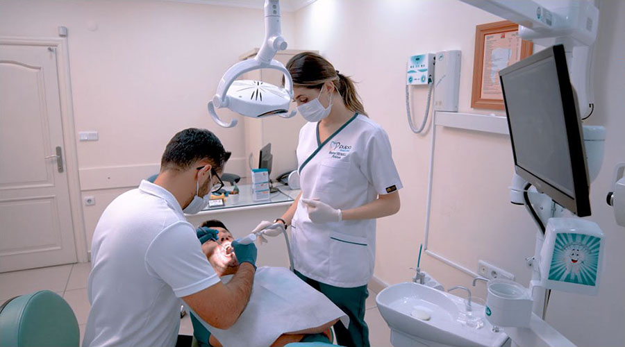 کلینیک دندانپزشکی