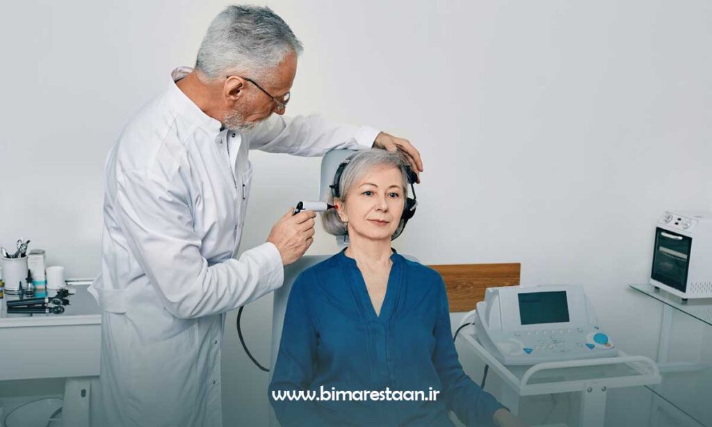 تشخیص کم شنوایی توسط متخصص شنوایی سنجی